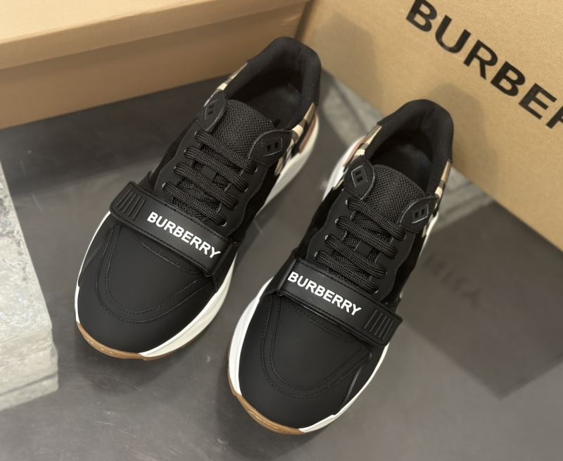 Burberry Low Shoes